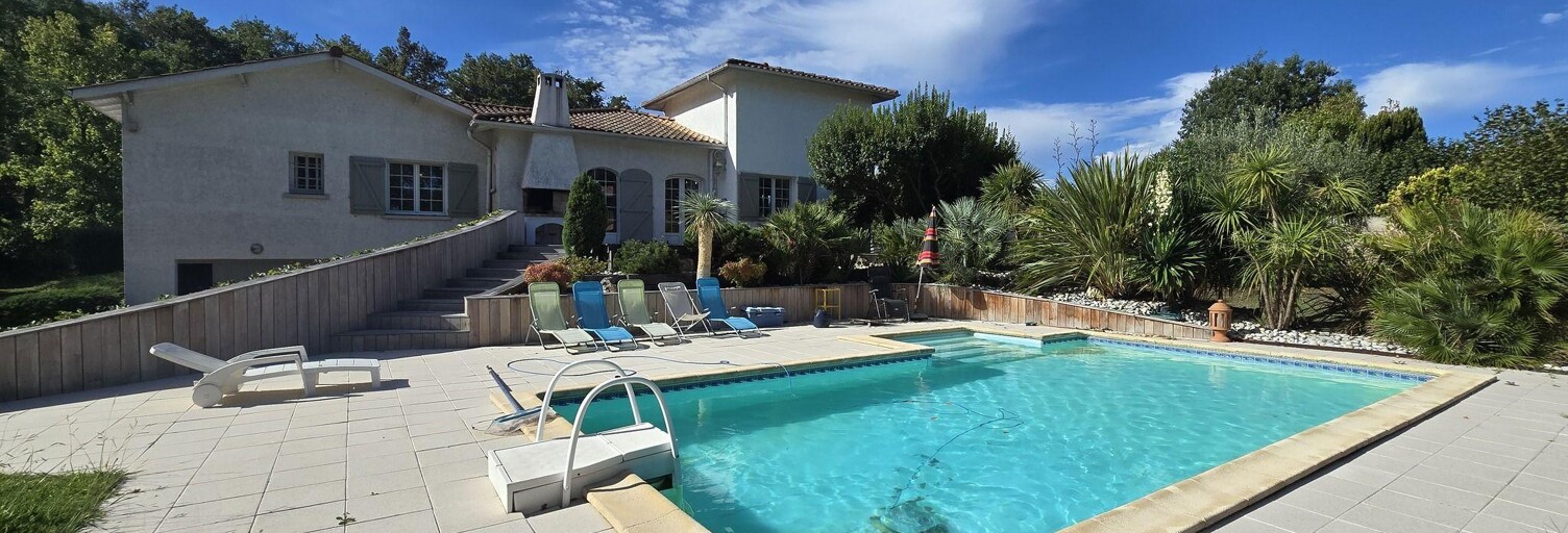 Maison 5 Pièces 160 m² à vendre à Carbon-Blanc (33560)