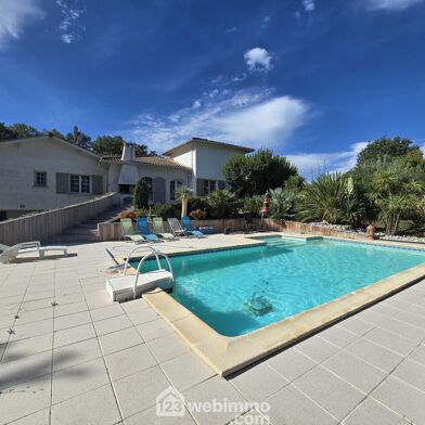 Maison 5 pièces 545000 €