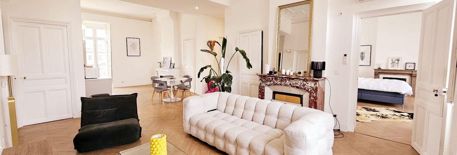 Bureau  165 m² à vendre à Nîmes (30000)