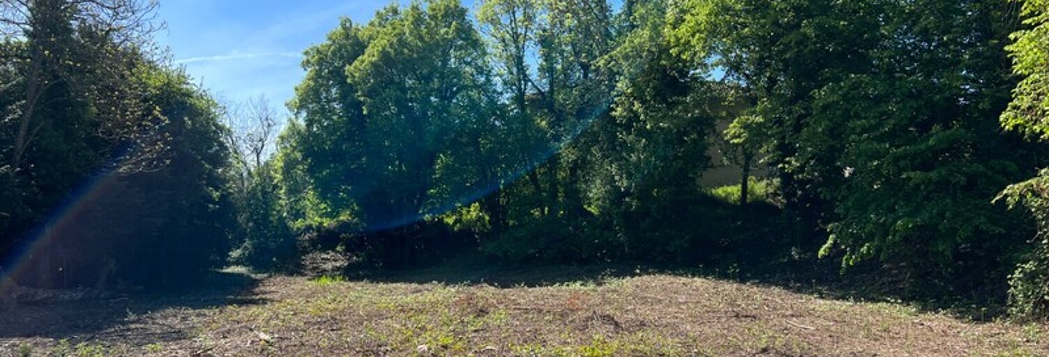 Terrain  1077 m² à vendre à Rives (38140)