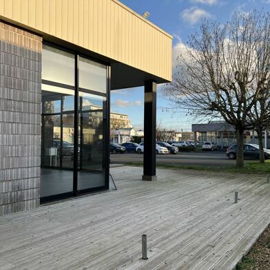 Commerce  500000 €