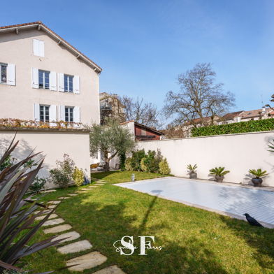 Maison 7 pièces 795000 €