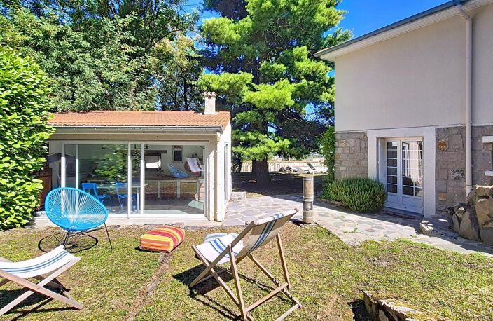 Maison avec piscine, Montplaisir, secteur Recherché — photo 3