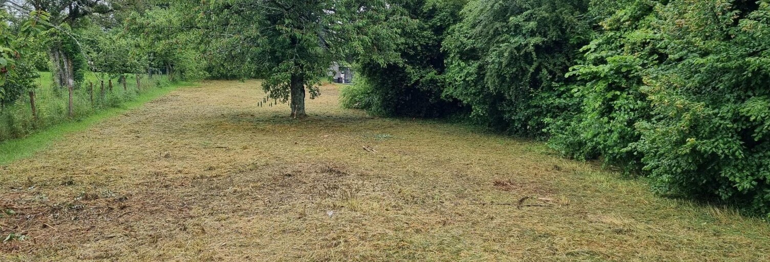 Terrain  1354 m² à vendre à Le Vernet (03200)