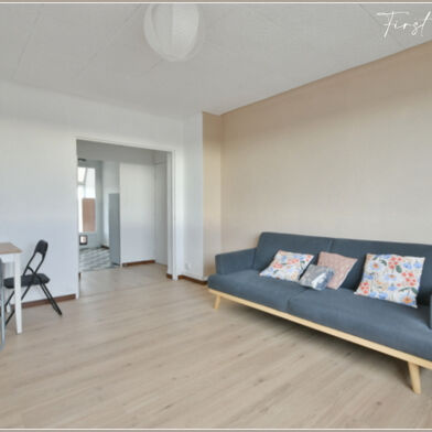 Appartement 3 pièces 750 €