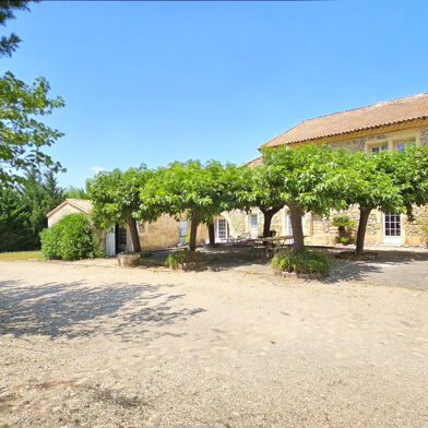 Maison 19 pièces 499000 €