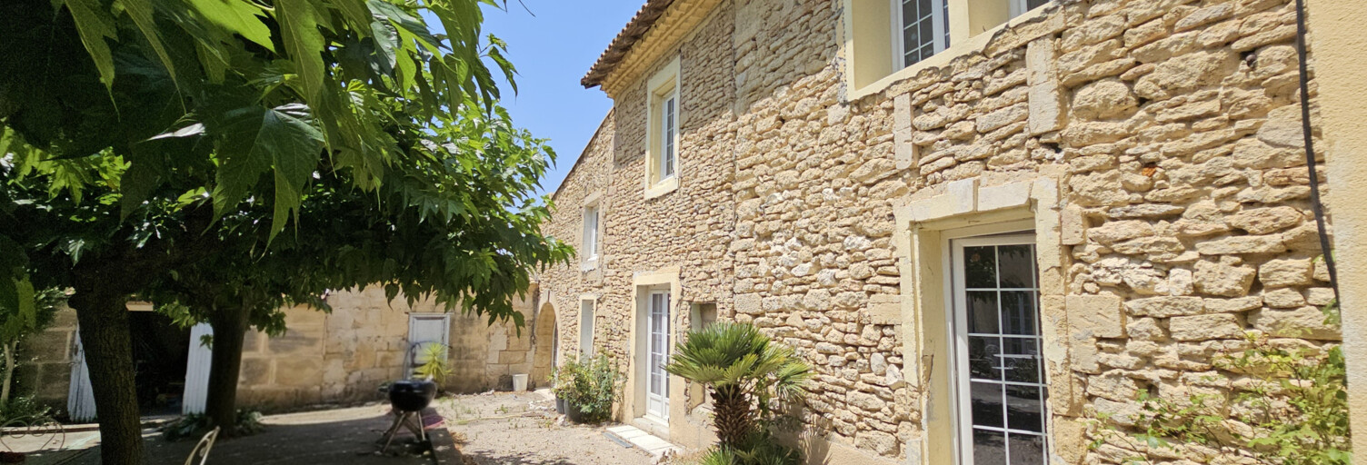 Maison 19 Pièces 412 m² à vendre à Castillon-du-Gard (30210)