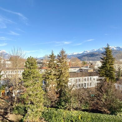 Appartement 4 pièces 165000 €