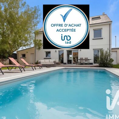 Maison 9 pièces 649900 €