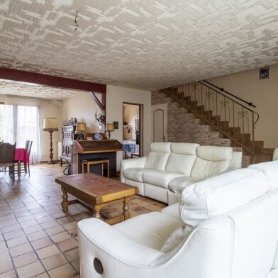 Maison 7 pièces 315000 €