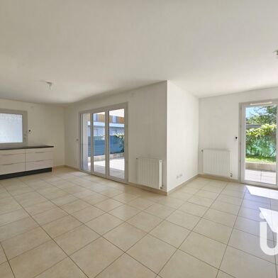 Appartement 4 pièces 344000 €