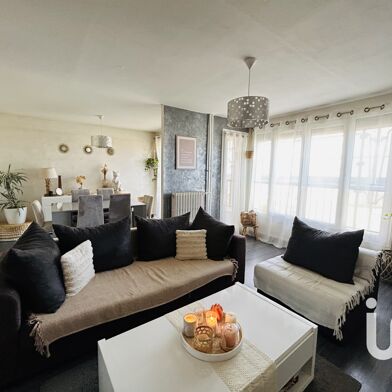 Appartement 3 pièces 137400 €