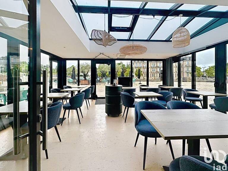 Vente Restaurant 105 m&sup2; — photo 1