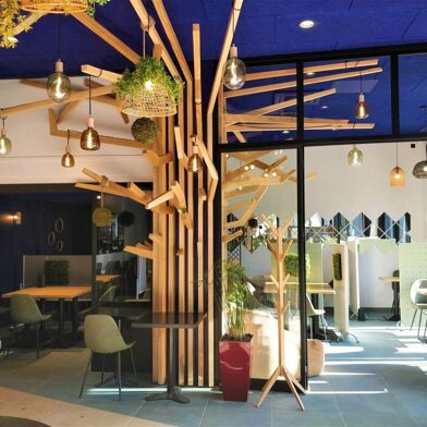 Commerce  790000 €