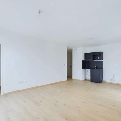 Appartement 2 pièces 890 €