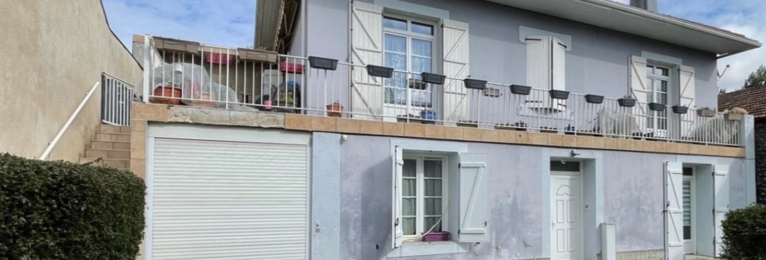 Immeuble  350 m² à vendre à Tarbes (65000)