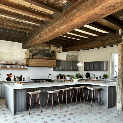 Appartement 5 pièces 279000 €