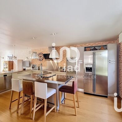 Maison 7 pièces 439000 €