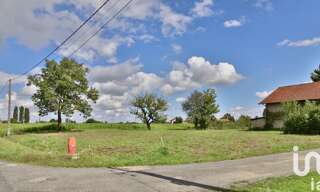 Terrain  857 m² à vendre à Bâgé-Dommartin (01380)