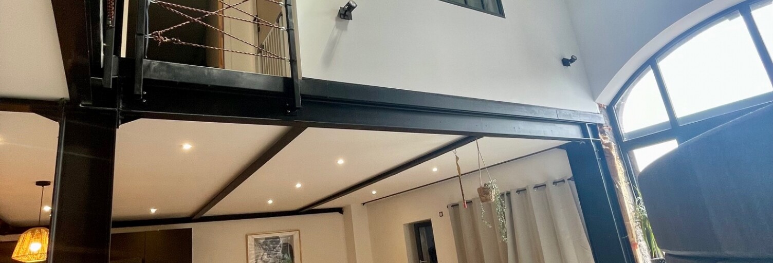 Maison 6 Pièces 226 m² à vendre à Volvic (63530)