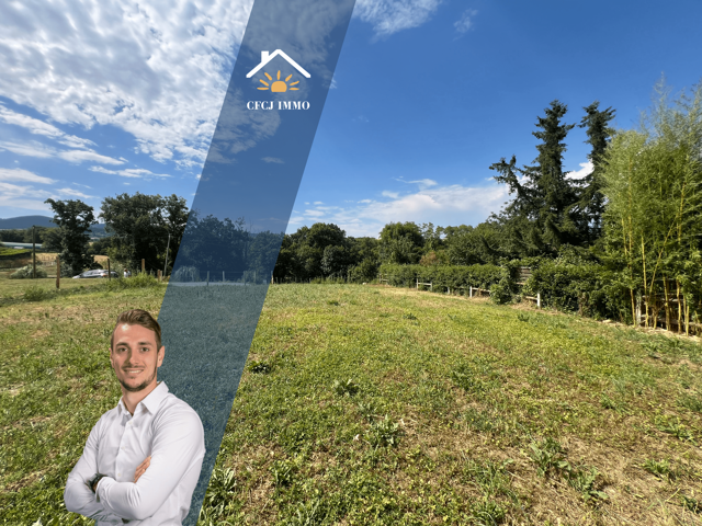 Terrain plat 520m2 — photo du bien