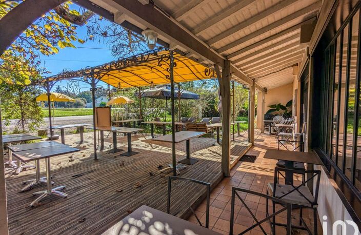 Vente Murs commerciaux 144 m&sup2; — photo 3