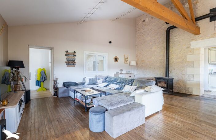 Vente maison 7 pièces 160 m² Grandjean (17350) — photo 3