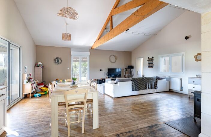 Vente maison 7 pièces 160 m² Grandjean (17350) — photo 5
