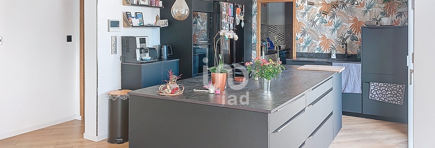 Maison 9 Pièces 200 m² à vendre à Bréville-sur-Mer (50290)