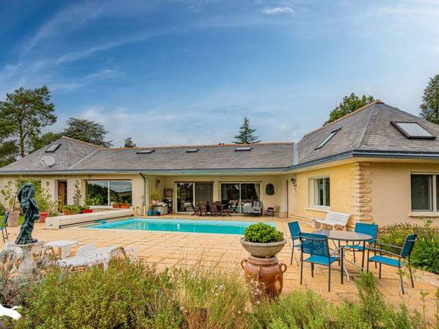 Contemporaine de 12 pièces principales — photo du bien