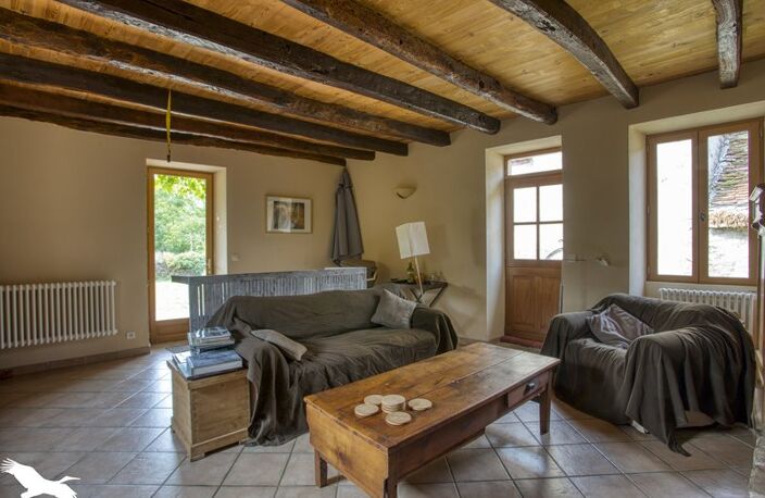Maison en pierre de 3 pièces principales — photo 2