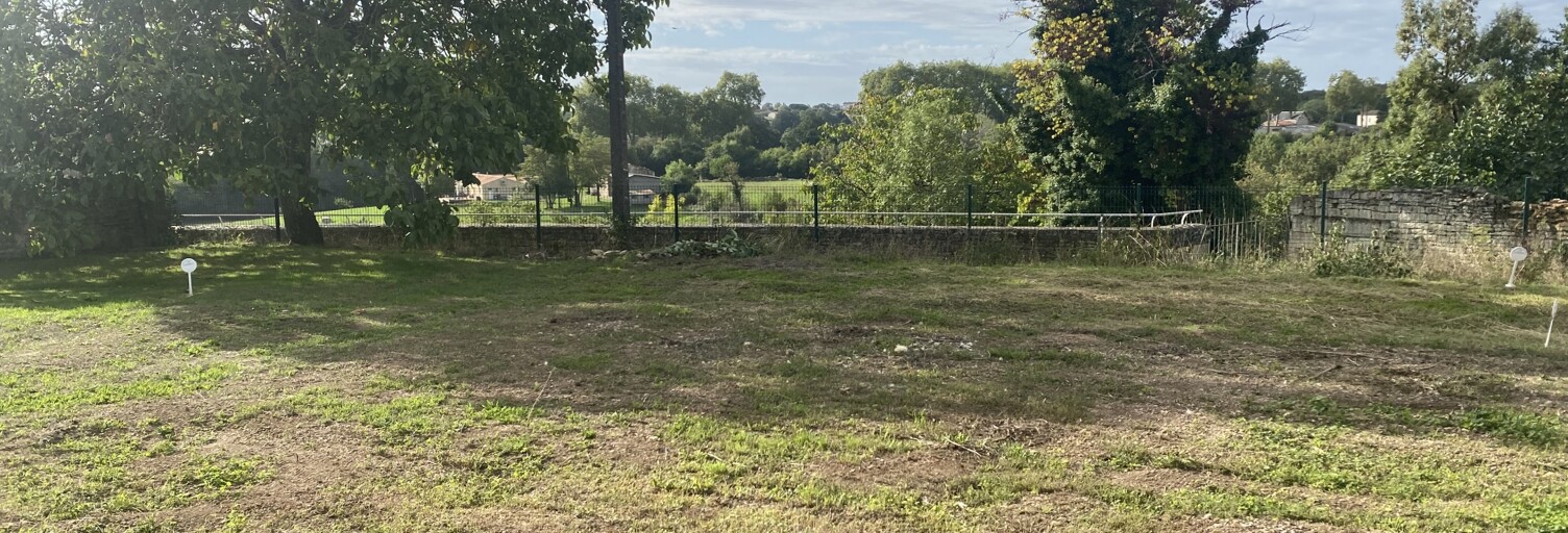 Terrain  758 m² à vendre à Niort (79000)