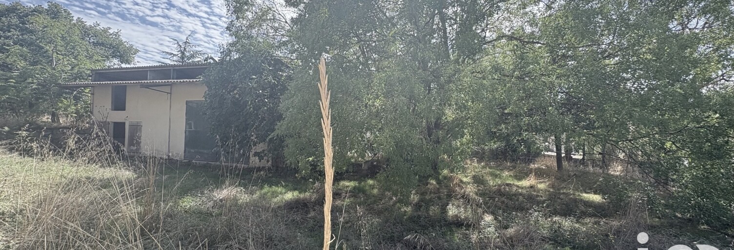 Terrain  950 m² à vendre à Jouques (13490)