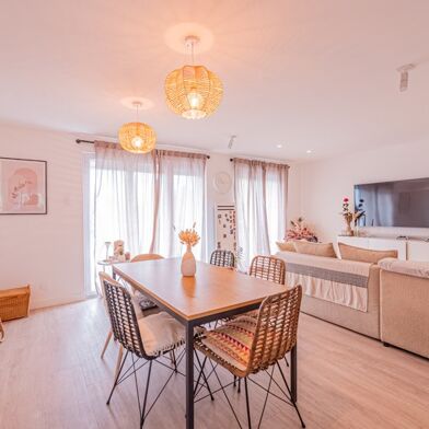 Appartement 4 pièces 272890 €