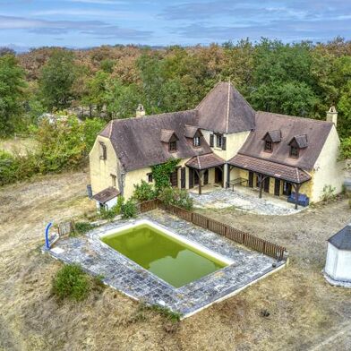 Maison 8 pièces 231440 €