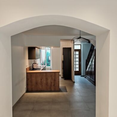 Immeuble  254880 €