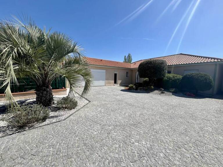 Villa de 6 pièces principales — photo 1