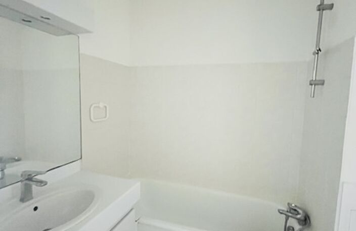 Vente appartement 1 pièce 29 m² Bordeaux (33000) — photo 4