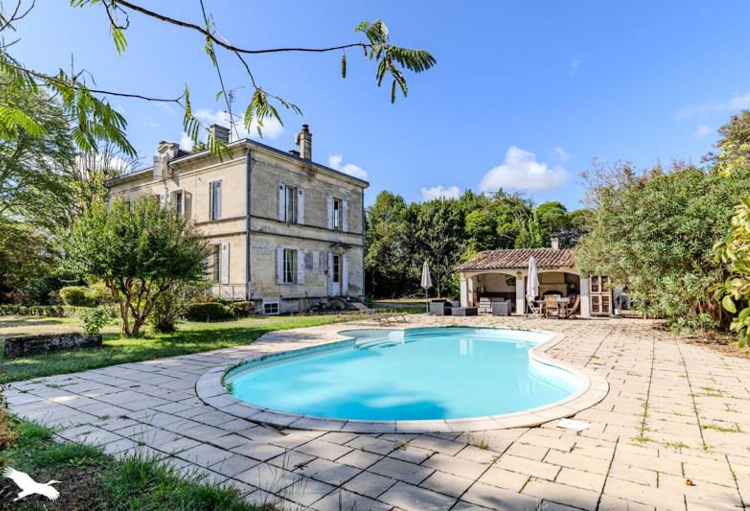 Maison en pierre de 14 pièces principales — photo 1