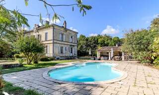 Maison 14 Pièces 367 m² à vendre à Vayres (33870)