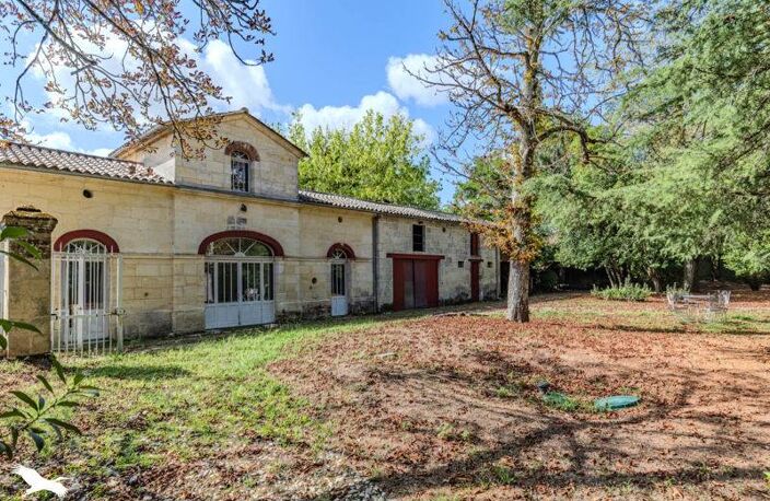 Maison en pierre de 14 pièces principales — photo 2