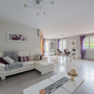 Maison 5 pièces 438000 €