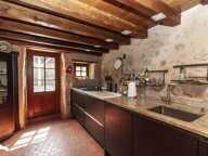 Maison en pierre de 8 pièces principales — photo 3