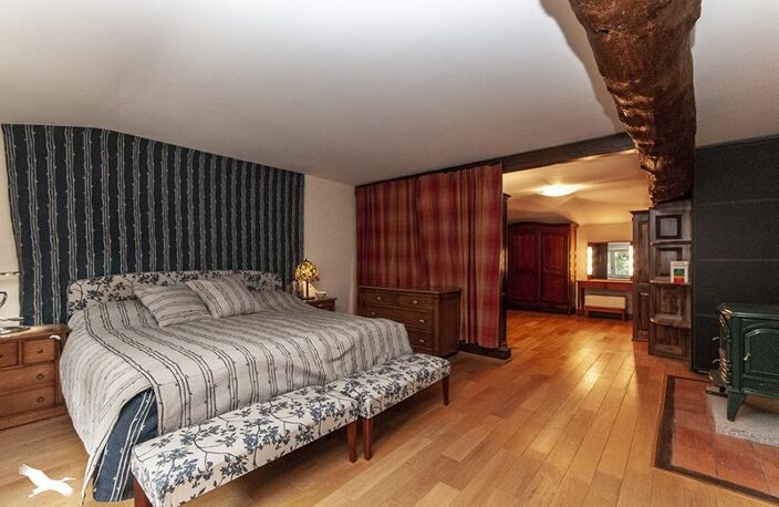 Maison en pierre de 8 pièces principales — photo 4