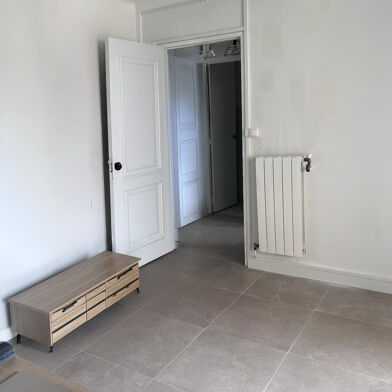 Appartement 2 pièces 755 €