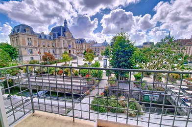 Appartement 3 pièces 108000 €