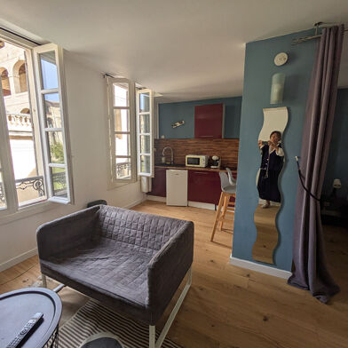 Appartement 1 pièces 540 €