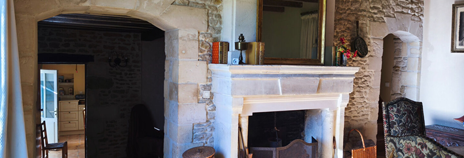 Maison 8 Pièces 168 m² à vendre à Yves (17340)