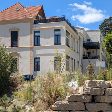 Appartement 4 pièces 340000 €