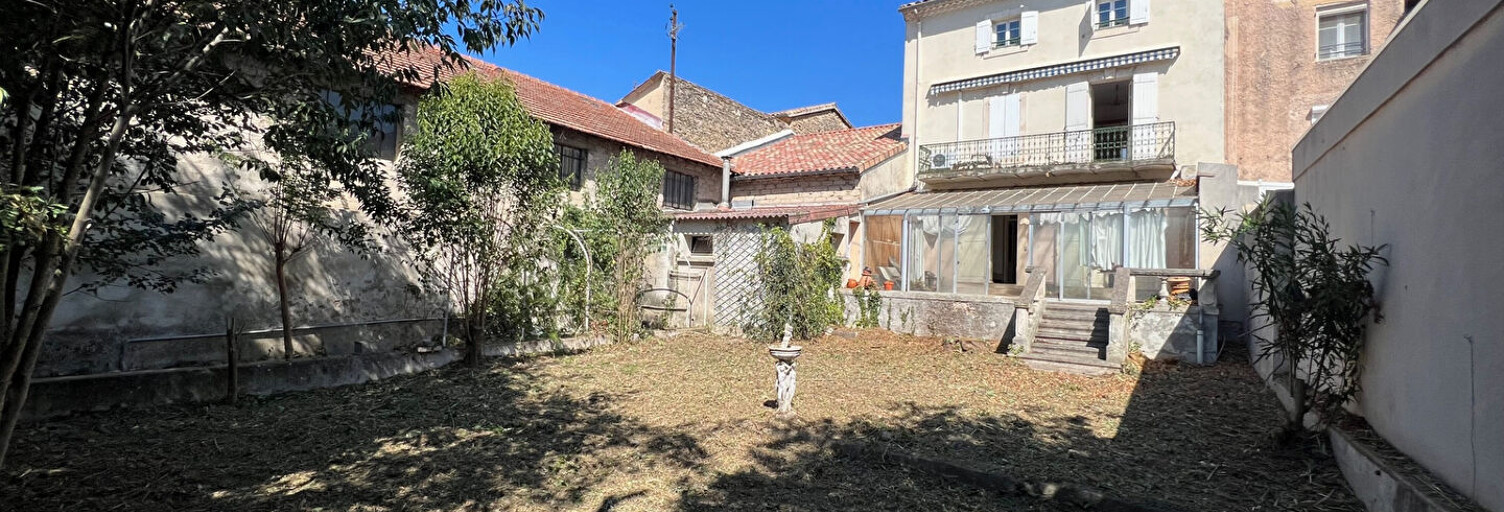 Maison 7 Pièces 181 m² à vendre à Carpentras (84200)